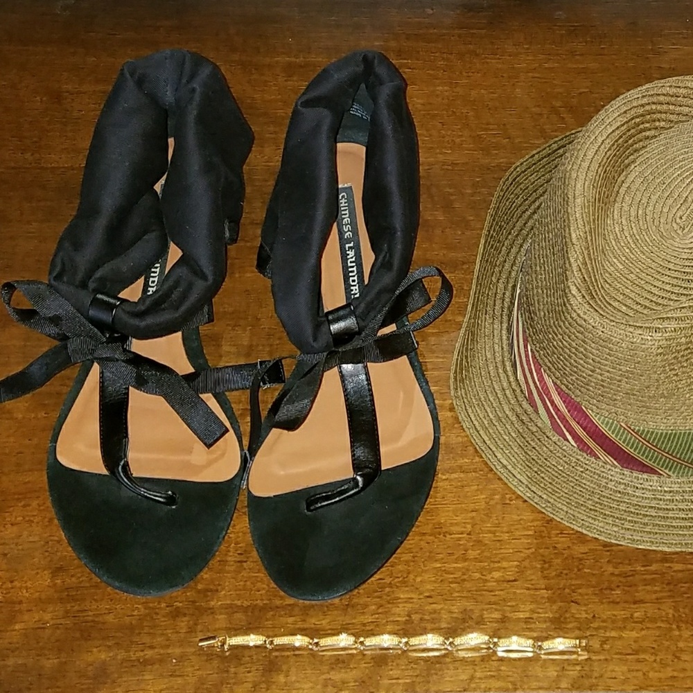 Chinese Laundry Black Sandals